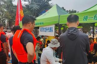 科尔：我们确实想念追梦 但他不在这里